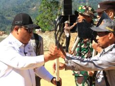 Ditandai dengan Penyerahan Alat Kerja