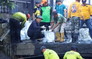 Bupati Kudus Sam’ani Pimpin Korve Drainase Proliman Tanjungkarang