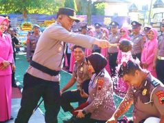 Naik Pangkat, Menerima Siraman Air Bunga