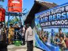 Warga Riang Ria Menerima Bantuan Sarana Air Bersih