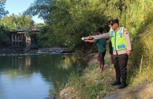 Pelajar Tewas Tenggelam saat Mandi di Sungai Kedungbener