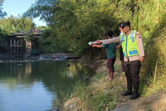 Pelajar Tewas Tenggelam saat Mandi di Sungai Kedungbener