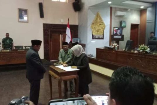 Resmi Disetujui! DPRD Grobogan Ketok Palu Raperda Pertanggungjawaban APBD Kabupaten Grobogan TA 2025