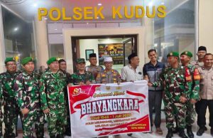 Geger Tengah Malam di Mapolsek Kudus: Kejutan Tumpeng, Sinergitas Forkopimcam, hingga Nobar Piala Dunia