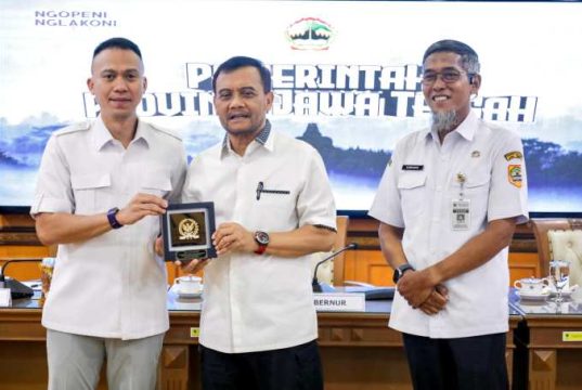 Siapkan Jateng Jadi Pusat Industri, Ahmad Luthfi Minta BKSAP Perluas Pasar Global