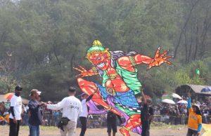 Festival Layang-Layang Tingkat Nasional 2026 Dongkrak Pariwisata dan Ekonomi Ketawang