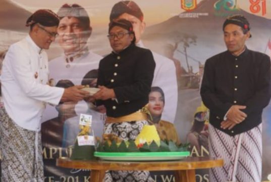 Semarak Pasrah Tampi Panji HUT Wonosobo Ke-201 di Kepil : Dari Doa Bersama Hingga Pertunjukan Tari Lengger