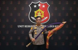 Polsek Kudus Gagalkan Pengiriman Celurit 1,3 Meter Milik Pelajar MTs