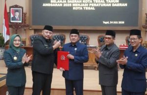 DPRD Setujui Raperda Pertanggungjawaban Pelaksanaan APBD Kota Tegal TA 2025 Ditetapkan menjadi Perda
