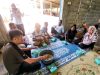 Tim Unimma-UGM Gelar Pelatihan Pembuatan Biskuit bagi Ternak