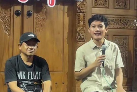 Maiyah Sedulur Kudus, Tiyo Ardianto Kritik Keras Prabowo, Kholid Mawardi Tantang Anak Muda Masuk Sistem