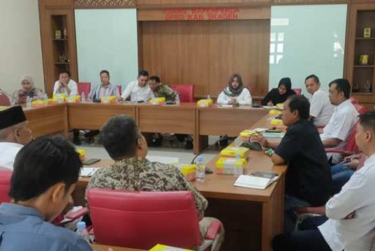Polusi Pabrik Gula Mojo, Warga Datangi DPRD Sragen Tuntut Kompensasi