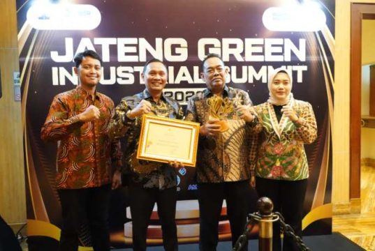 Borong Prestasi Lagi! Pemkab Grobogan Raih Juara I Jateng Green Industrial Summit Award 2026