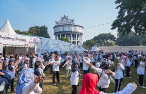 Ratusan Warga Meriahkan Senam Hari Koperasi Nasional Ke -79 di Alun-alun Magelang