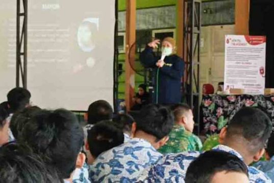 Cegah Thalasemia, POPTI Batang Sosialisasi di Momen MPLS