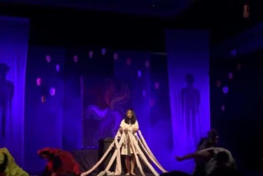 Teater Tigakoma Sukses Pentaskan “Riuh dalam Hening”, Angkat Pergulatan Batin “People Pleaser”