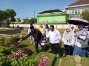 Dies Natalis Ke-39, Dosen USM Ziarah ke Makam Pendiri dan Pimpinan Fakultas Hukum