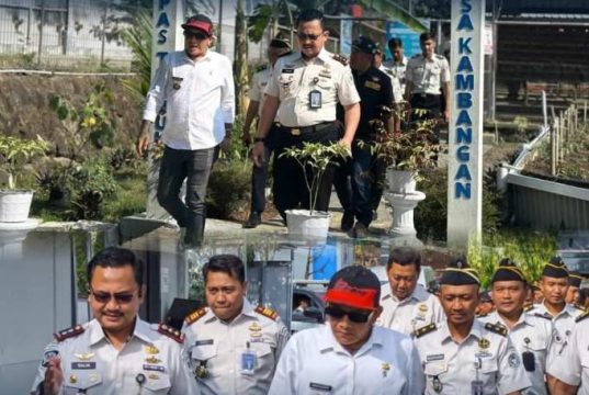 Kades Hoho Kunjungi Lapas Terbuka Nusakambangan