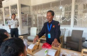 20 Narapidana Lapas Semarang Dibekali Keahlian melalui Pelatihan Linting Rokok
