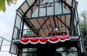Taki Coffee & Eatery Kafe 24 Jam Favorit dengan Konsep Industrial Modern di Palembang