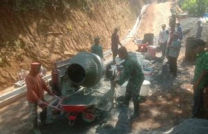 TMMD Kodim Purworejo Tancap Gas Kerjakan Jalan Rabat Beton Sepanjang 1.392 Meter