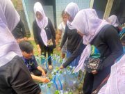 Mahasiswa KKN-PPM Universitas Semarang Beri Pelatihan Budi Daya Akuaponik