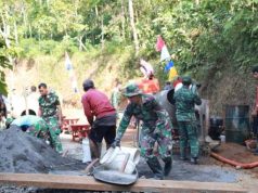 Satgas TMMD Bersama Masyarakat Bahu-membahu Selesaikan Sasaran Fisik