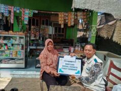 Kepedulian PLN, YBM UIK Tanjung Jati B Salurkan Bantuan Usaha dan Sembako untuk Bu Ifa
