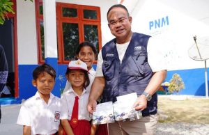 Kala Anak Nasabah PNM Mekaar Berkata “Orang Tua Saya Berjuang di Sawah, Saya Berjuang di Sekolah” sekolah