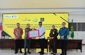 Kejari Semarang Serahkan Rp4,98 Miliar pada Bank Bjb, Hasil Lelang Barang Rampasan Korupsi Agus Hartono