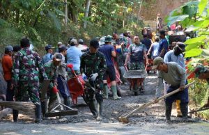 Dansatgas TMMD Purworejo Ingatkan Kesehatan Personel demi Kelancaran Pembangunan