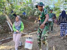 Ember Jadi Alat Andalan, Solusi di Tengah Medan yang Sulit Pembangunan TMMD