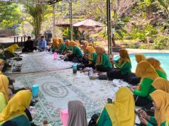 PAC Fatayat NU Batealit Recharge Semangat Kepengurusan Tahun Kedua melalui Upgrading dan Family Gathering