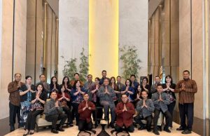 PO Hotel Semarang Tawarkan Kehangatan Pelayanan Tamu dengan Pesona Lurik Sorjan dan Kebaya Encim