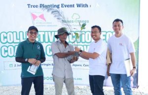PT Pelayaran Bahtera Adhiguna Tanam 1.000 Pohon Pesisir di Pantai Beringin, Jepara Bersama Forum Nelayan Jepara Utara